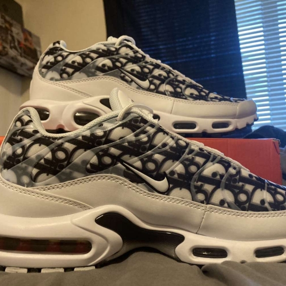nike air max plus dior - Picture 4 of 4